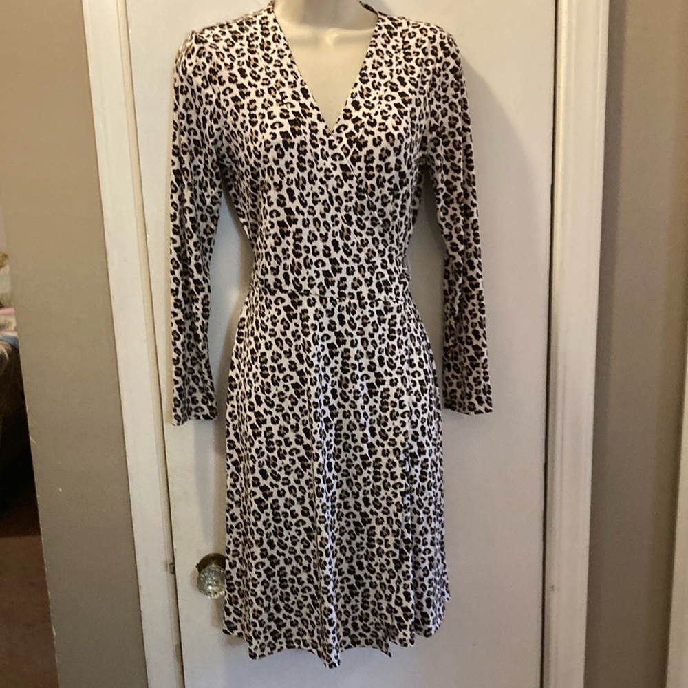 NWT Grayson Small l/s Leopard Print V-Neck Dress NEW 25-105-1